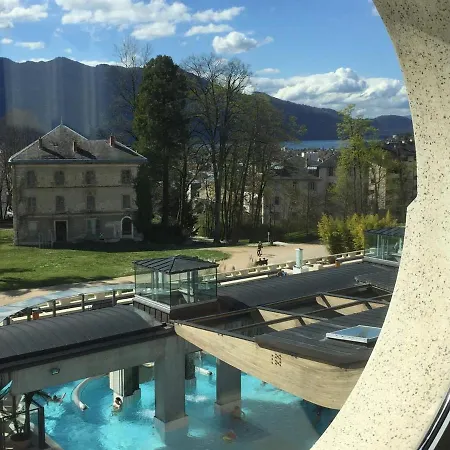 T2 Lumineux Avec Balcon Et Parking à - Fr-1-555-49 Aix-les-Bains